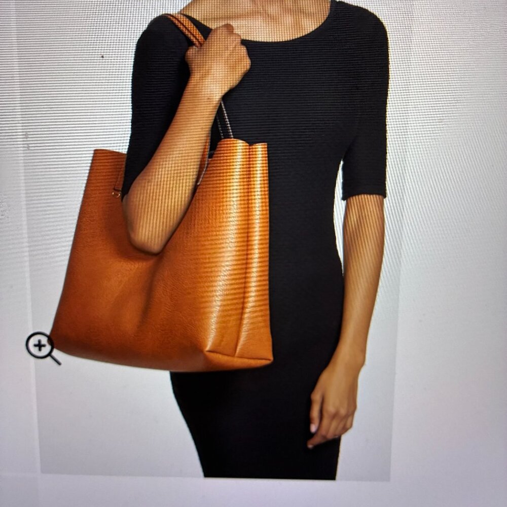 Street Level Reversible Faux Leather Tote & Interior Zip Pouch - Picture 14 of 16
